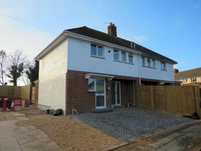 2 Bedroom Property To Rent In Hereford Road, Weymouth DT4