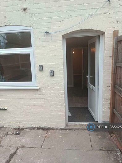 1 Bedroom Flat To Rent In Station Road, Ilkeston, DE7