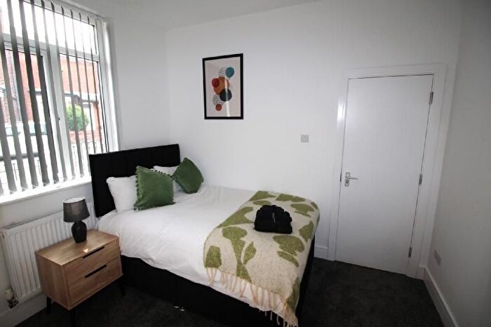 1 Bedroom Property To Rent In Delph Street, Wigan, Lancs, WN6