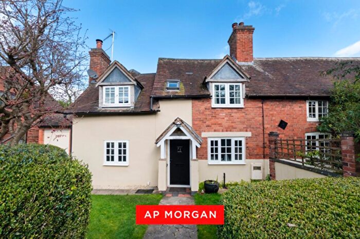 3 Bedroom Semi Detached House To Rent In Maxstoke Close, Meriden, Coventry, West Midlands, CV7