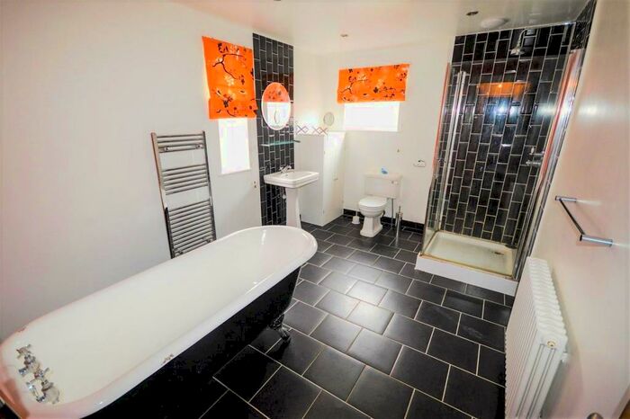 3 Bedroom Terraced House To Rent In Barclay Street, Leicester, LE3