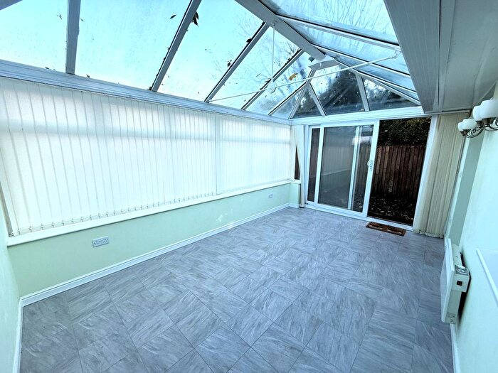 2 Bedroom Bungalow For Sale In Waterloo Close, Cardiff, CF23