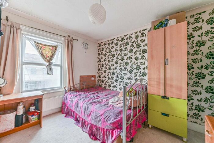 4 Bedroom Terraced House To Rent In William Road, Sutton, SM1