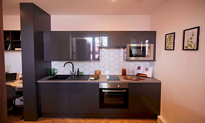 Studio To Rent In Q Three, Westgate, Leeds, West Yorkshire, LS1