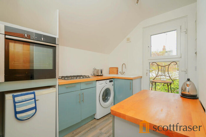 2 Bedroom Apartment To Rent In Helen Road, Oxford, OX2