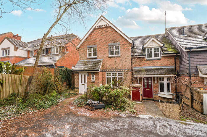 3 Bedroom End Of Terrace House For Sale In Barn Piece, Chandler's Ford, Eastleigh, SO53