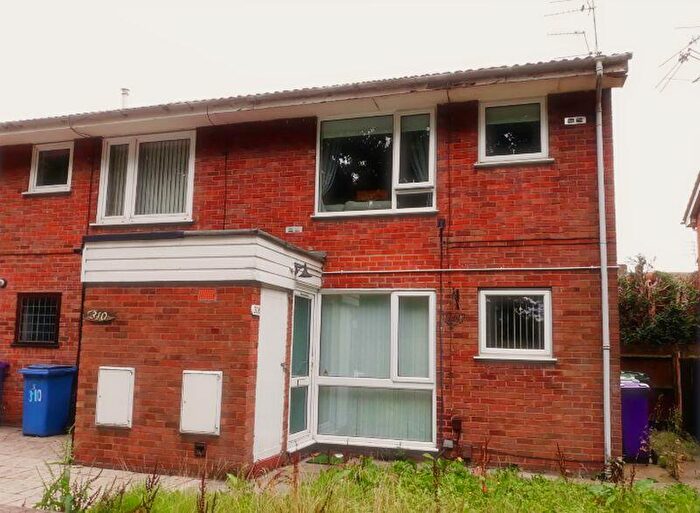 1 Bedroom Flat To Rent In Deysbrook Lane, Liverpool- Awaiting Refreshed Photos, L12