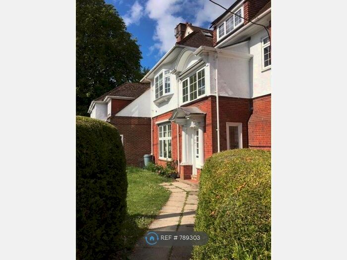 1 Bedroom Flat To Rent In Winchester Road, Andover SP10