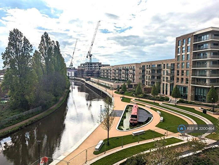 2 Bedroom Flat To Rent In Beresford Avenue, Wembley, HA0