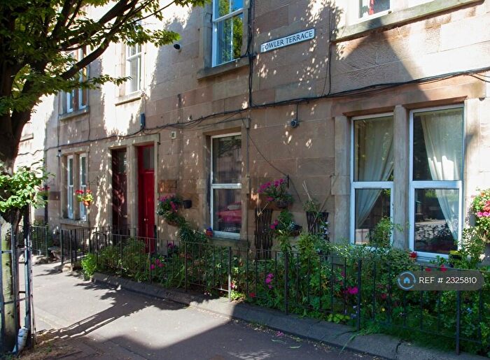 2 Bedroom Flat To Rent In Fowler Terrace, Edinburgh, EH11