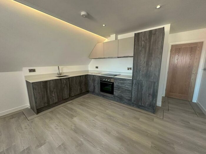 2 Bedroom Apartment To Rent In Long Acre, Bingham, NG13