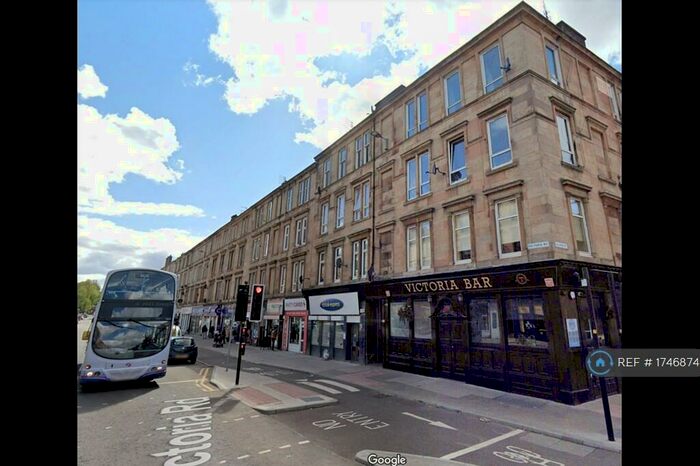 3 Bedroom Flat To Rent In Victoria Road, Glasgow, G42