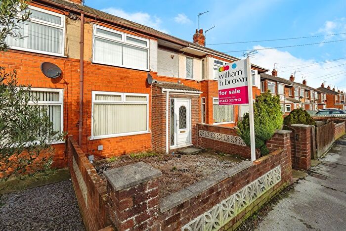 2 Bedroom Terraced House For Sale In Wharfedale Avenue, Hull, HU9