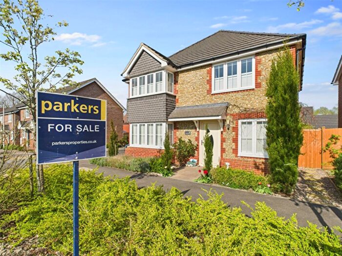 4 Bedroom Detached House For Sale In Rushland Field, Chinnor, Oxfordshire, OX39