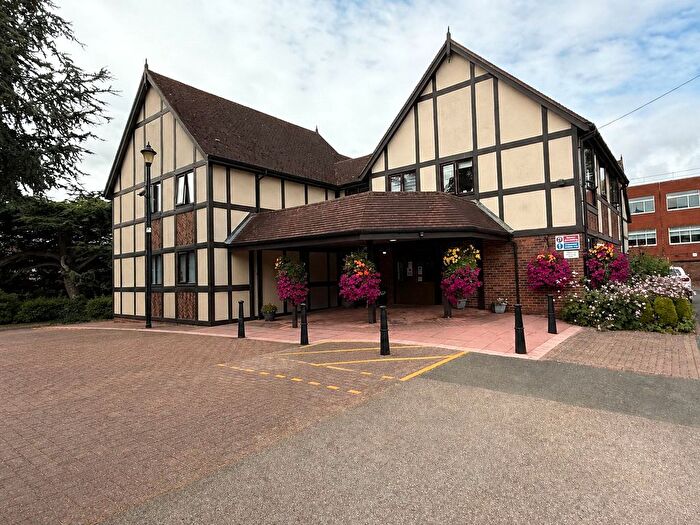 2 Bedroom Flat For Sale In Abbey Foregate, Shrewsbury, Shropshire, SY2