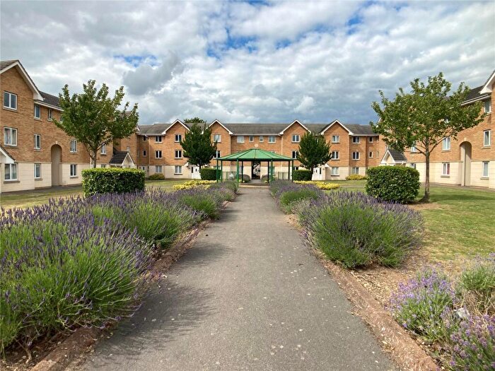 2 Bedroom Flat For Sale In Banyard Close, Cheltenham, GL51