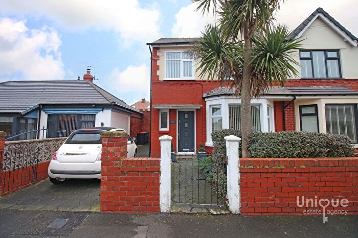 3 Bedroom Semi Detached House For Sale In Agnew Road, Fleetwood, FY7