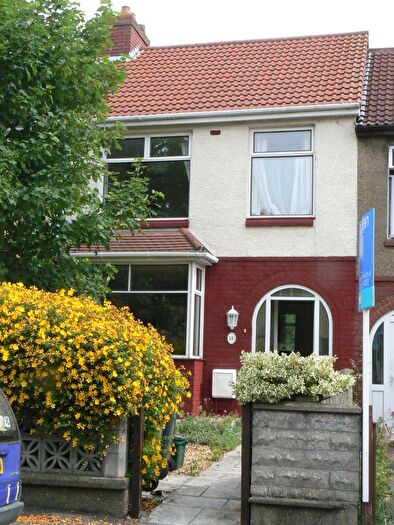 4 Bedroom Semi-Detached House To Rent In Fifth Avenue, Bristol, BS7