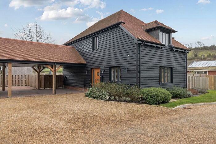 3 Bedroom Detached House For Sale In Newland Gardens, Amberley, BN18