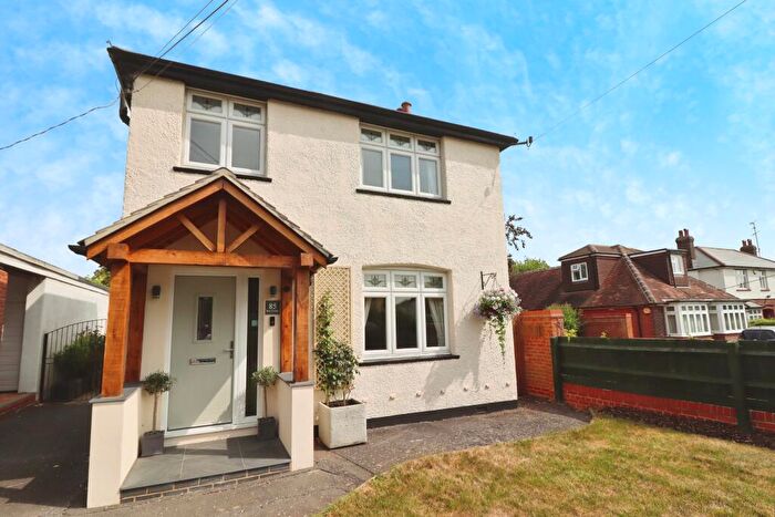 3 Bedroom Detached House For Sale In Lodge Road, Writtle, CM1