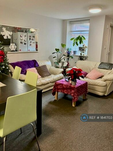 6 Bedroom Terraced House To Rent In Saxony Road, Liverpool, L7