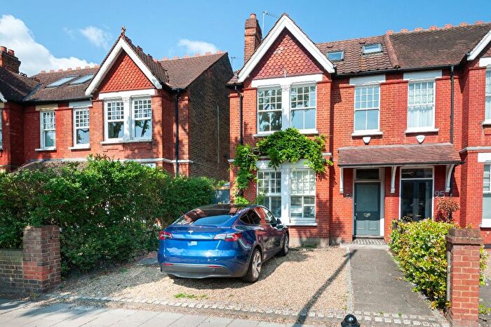 5 Bedroom Semi-Detached House To Rent In Mortlake Road, Kew, TW9