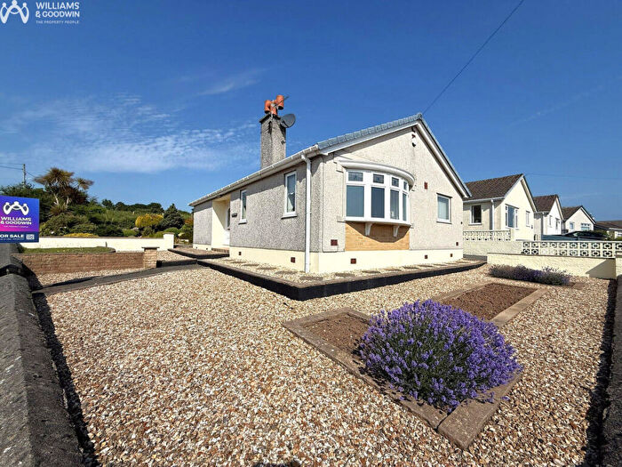 2 Bedroom Detached Bungalow For Sale In Minffordd Estate, Benllech, Anglesey, LL74
