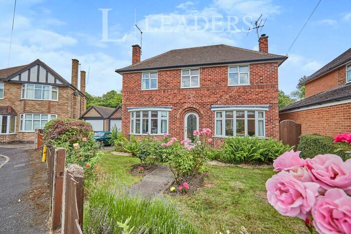 3 Bedroom Detached House To Rent In Tranby Gardens, Wollaton, Nottingham, NG8