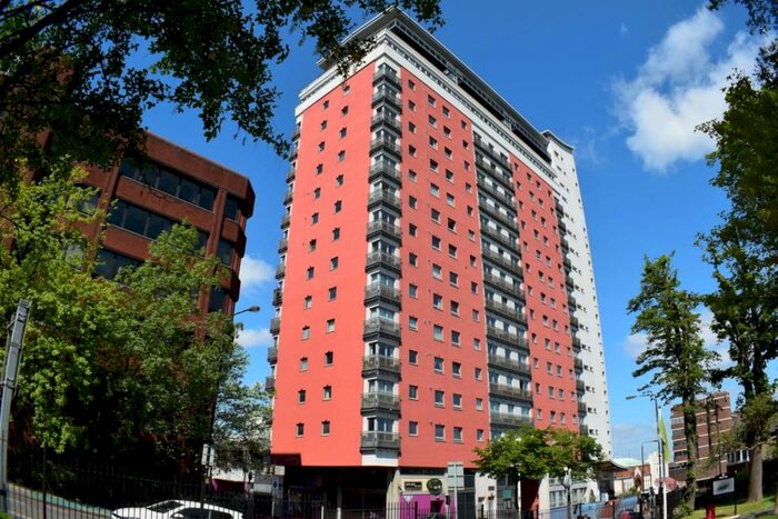 2 Bedroom Apartment To Rent In Throwley Way, Sutton, SM1