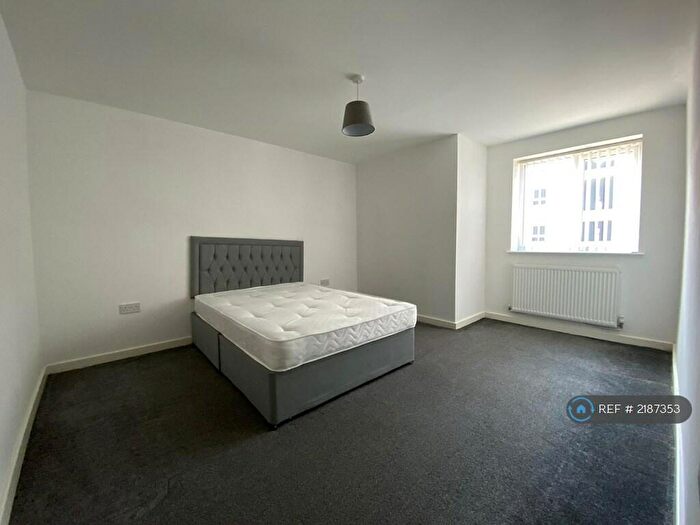 2 Bedroom Flat To Rent In Vauxhall Road, Liverpool, L5