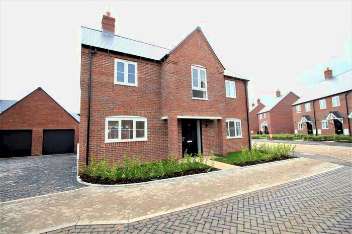 3 Bedroom Detached House To Rent In Kedge Road, Sonning Common, RG4