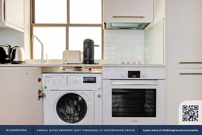 1 Bedroom Flat To Rent In City Of London, EC3R