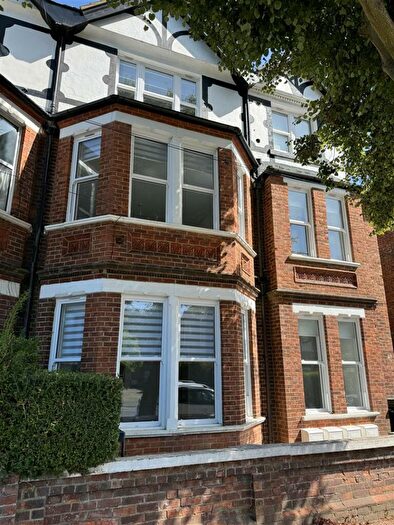 2 Bedroom Flat To Rent In Cheriton Road, Folkestone, CT19