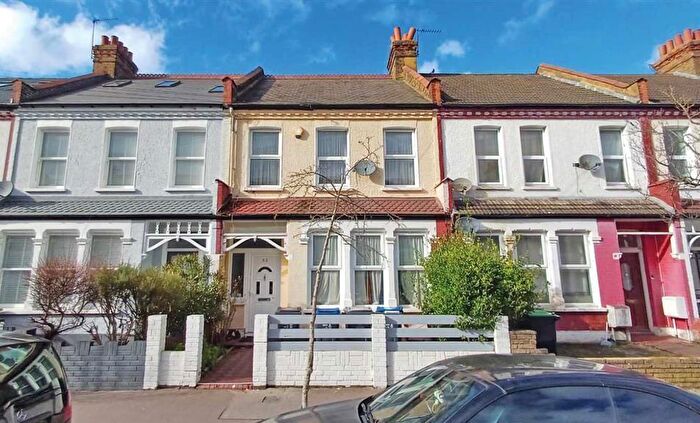 3 Bedroom Terraced House For Sale In Headcorn Road, Thornton Heath, Surrey, CR7