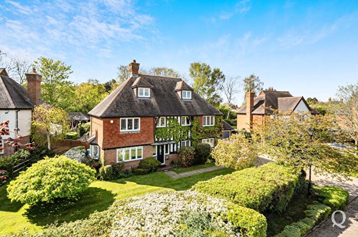 7 Bedroom Detached House For Sale In Brownings Orchard, Rodmersham, Sittingbourne, Kent, ME9