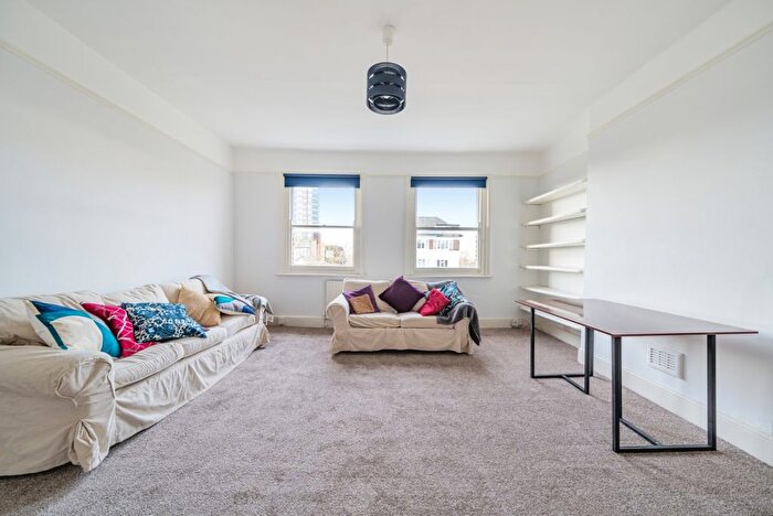 2 Bedroom Flat To Rent In Fordwych Road, West Hampstead, London, NW2