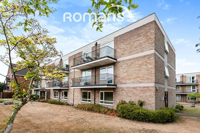 2 Bedroom Apartment To Rent In Lansdowne Court, Camberley, GU15