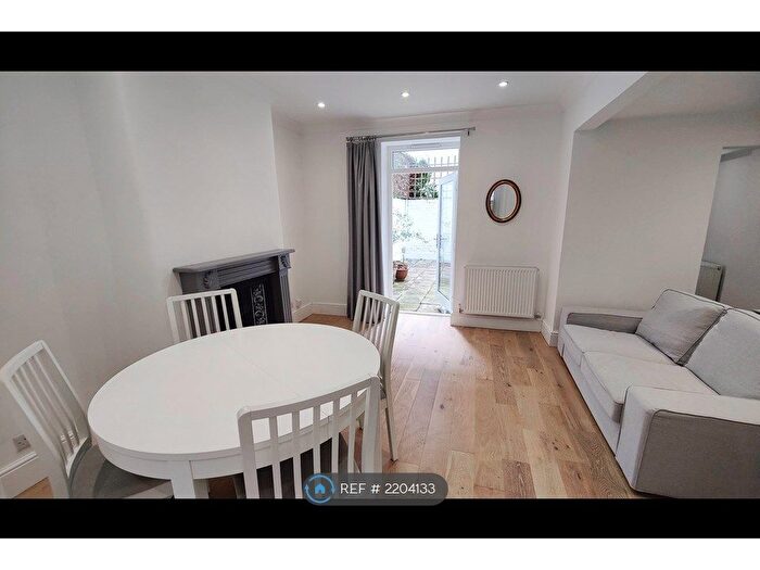 1 Bedroom Flat To Rent In Pimlico, London, SW1V
