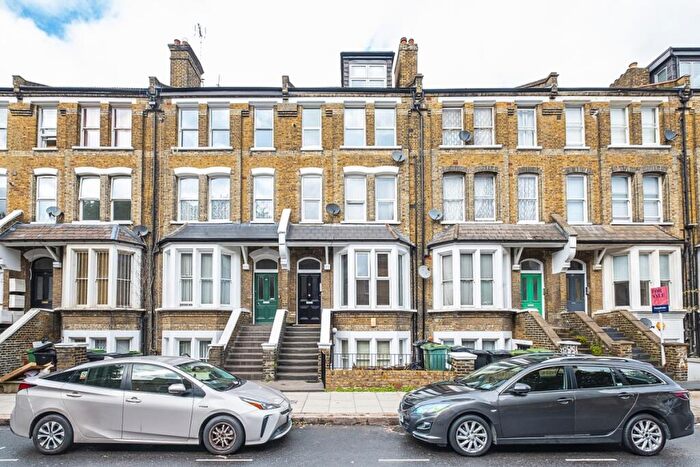 2 Bedroom Flat To Rent In Maygrove Road London, NW6