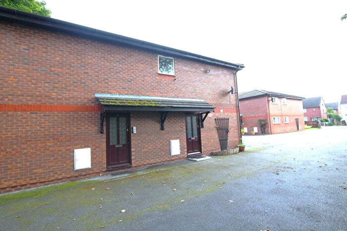 2 Bedroom Flat To Rent In Menai Mews, Prescot, L34
