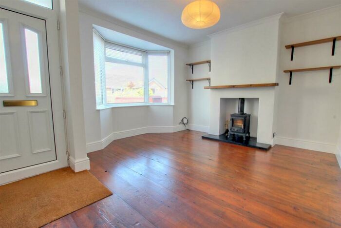 2 Bedroom House To Rent In Norwood Grove, Beverley, HU17