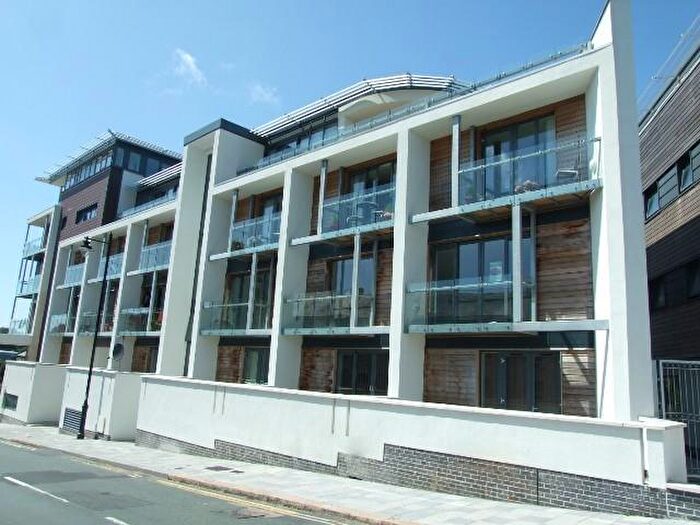 2 Bedroom Apartment To Rent In Stonehouse, PL1