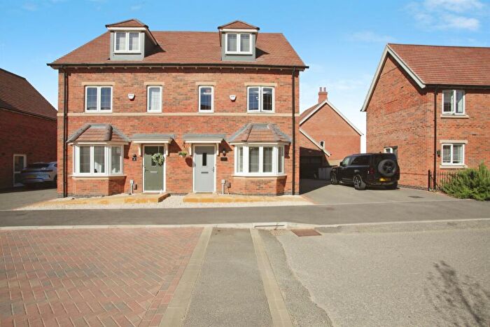 3 Bedroom Semi Detached House For Sale In William Eccles Close, Houlton, Rugby, CV23