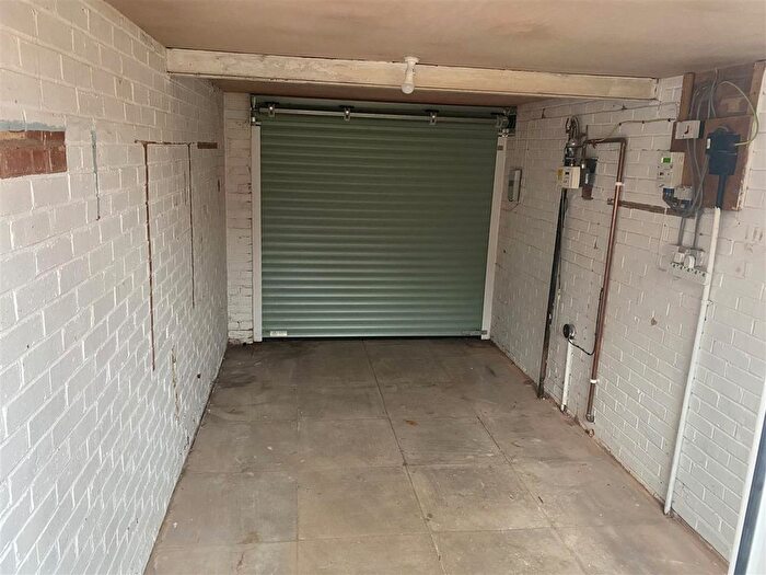 2 Bedroom Detached Bungalow For Sale In Berkeley Crescent, Stourport-On-Severn, DY13