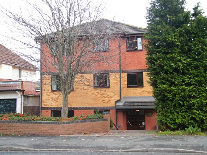 1 Bedroom Flat To Rent In Briar Court, Dudley, DY2
