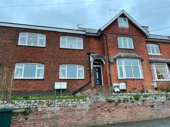 1 Bedroom Flat To Rent In Golden Square, Tenterden, TN30