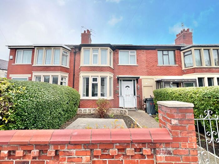 3 Bedroom Terraced House For Sale In Foxdale Avenue, Layton, FY3