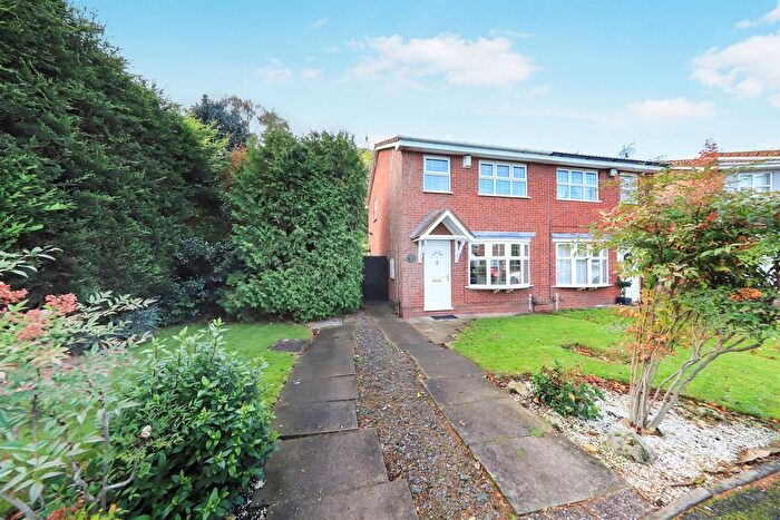 3 Bedroom Semi-Detached House For Sale In Abbeyfield Road, Moseley Parklands, Wolverhampton, WV10