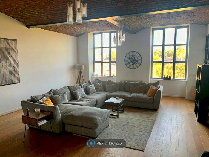 2 Bedroom Flat To Rent In Ilex Mill, Rawtenstall, Rossendale BB4