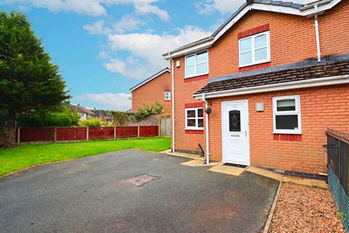 3 Bedroom Semi Detached House To Rent In Madams Wood Road, Worsley, M28